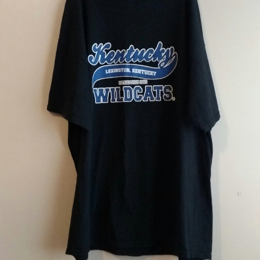 Kentucky wildcats tee